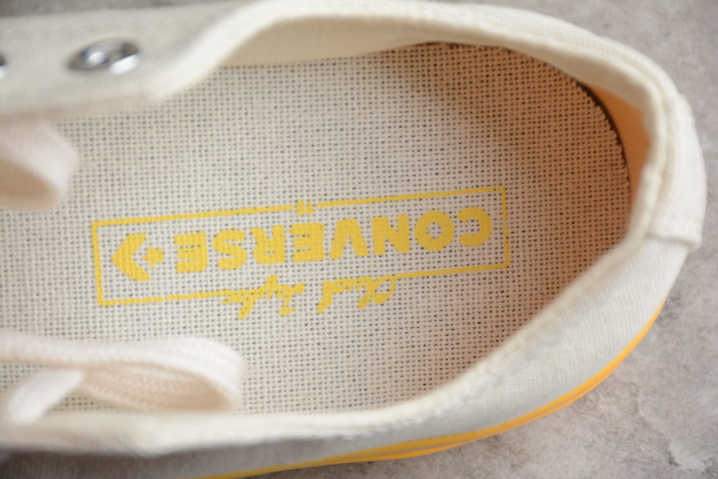 Chuck 70 Low beige y amarillo