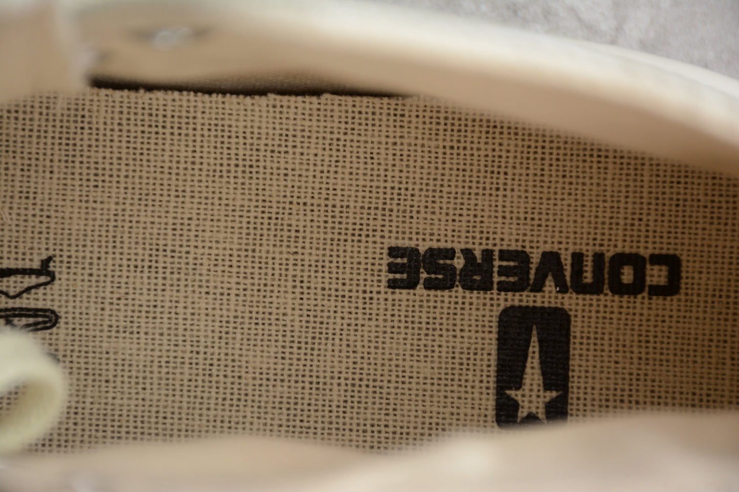 Chuck 70 Plus HI blanco y negro