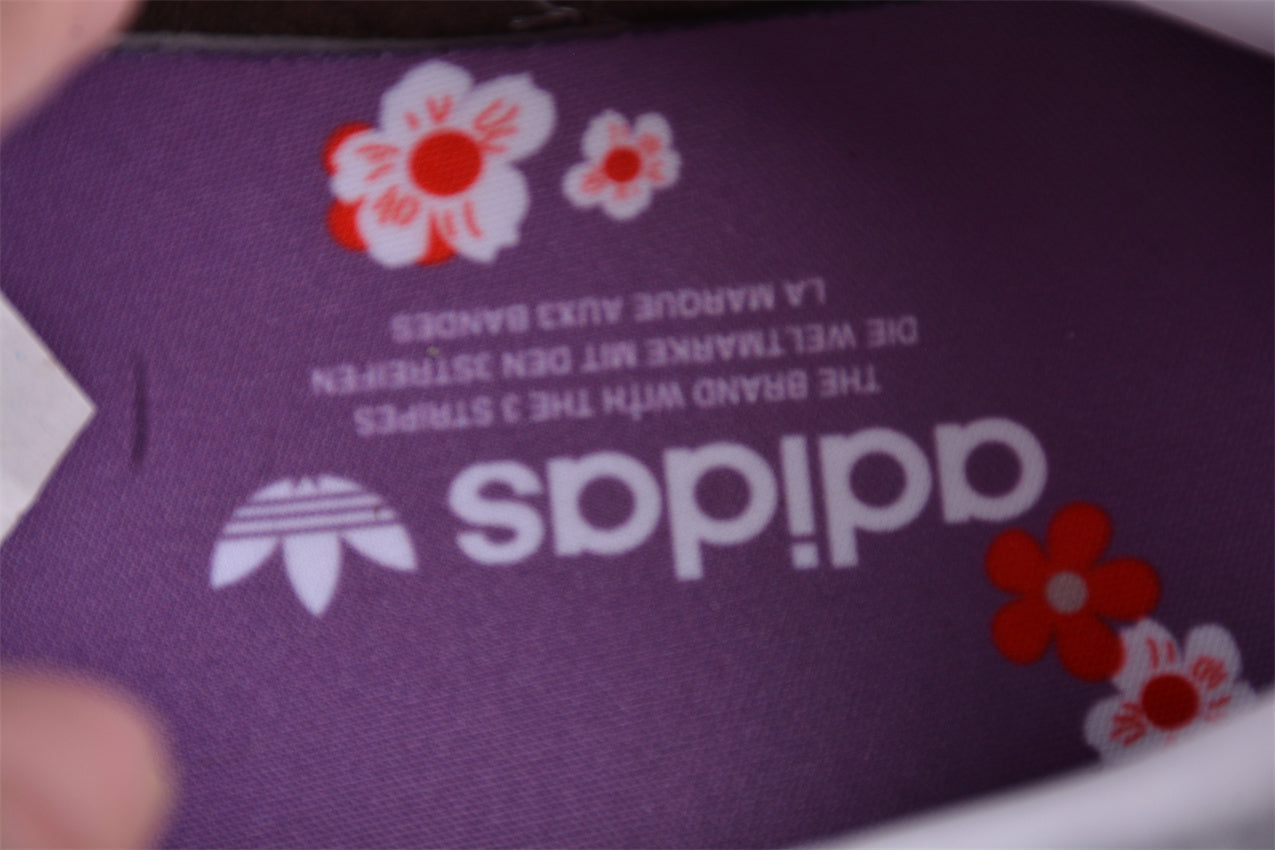 Handball Spezial marrón y blanco con tejido acanalado