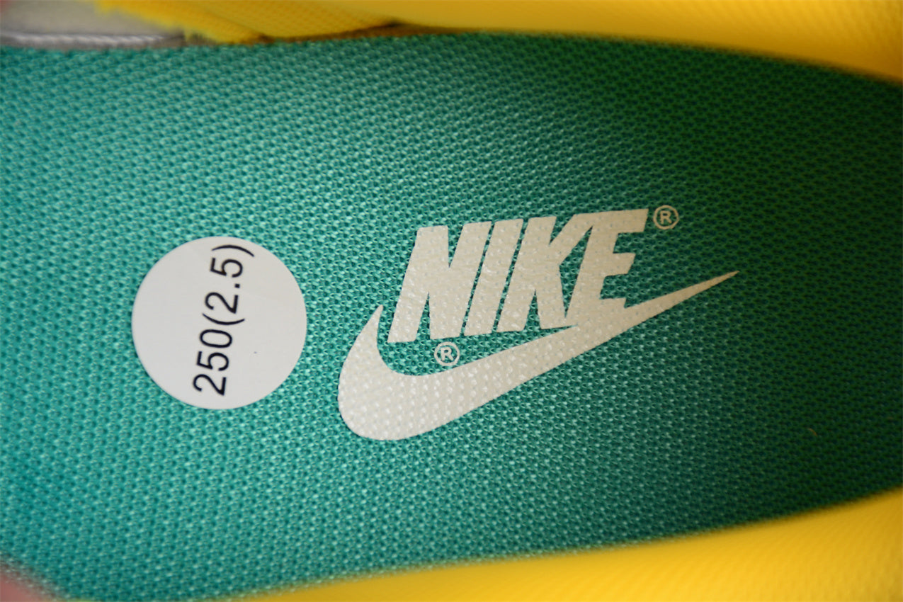 Dunk Low blanco, verde y amarillo