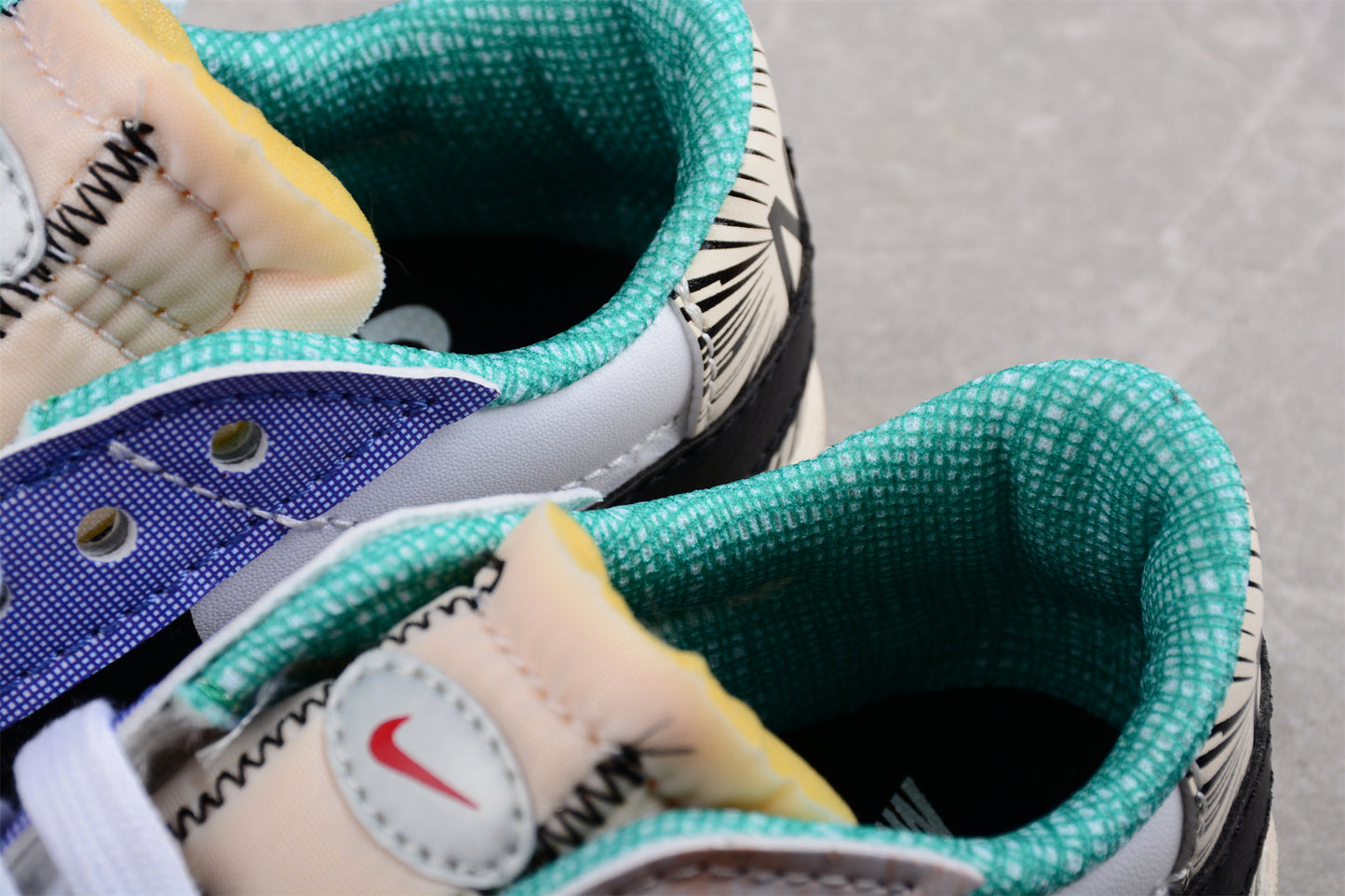 Blazer Low '77 blanco y multicolor