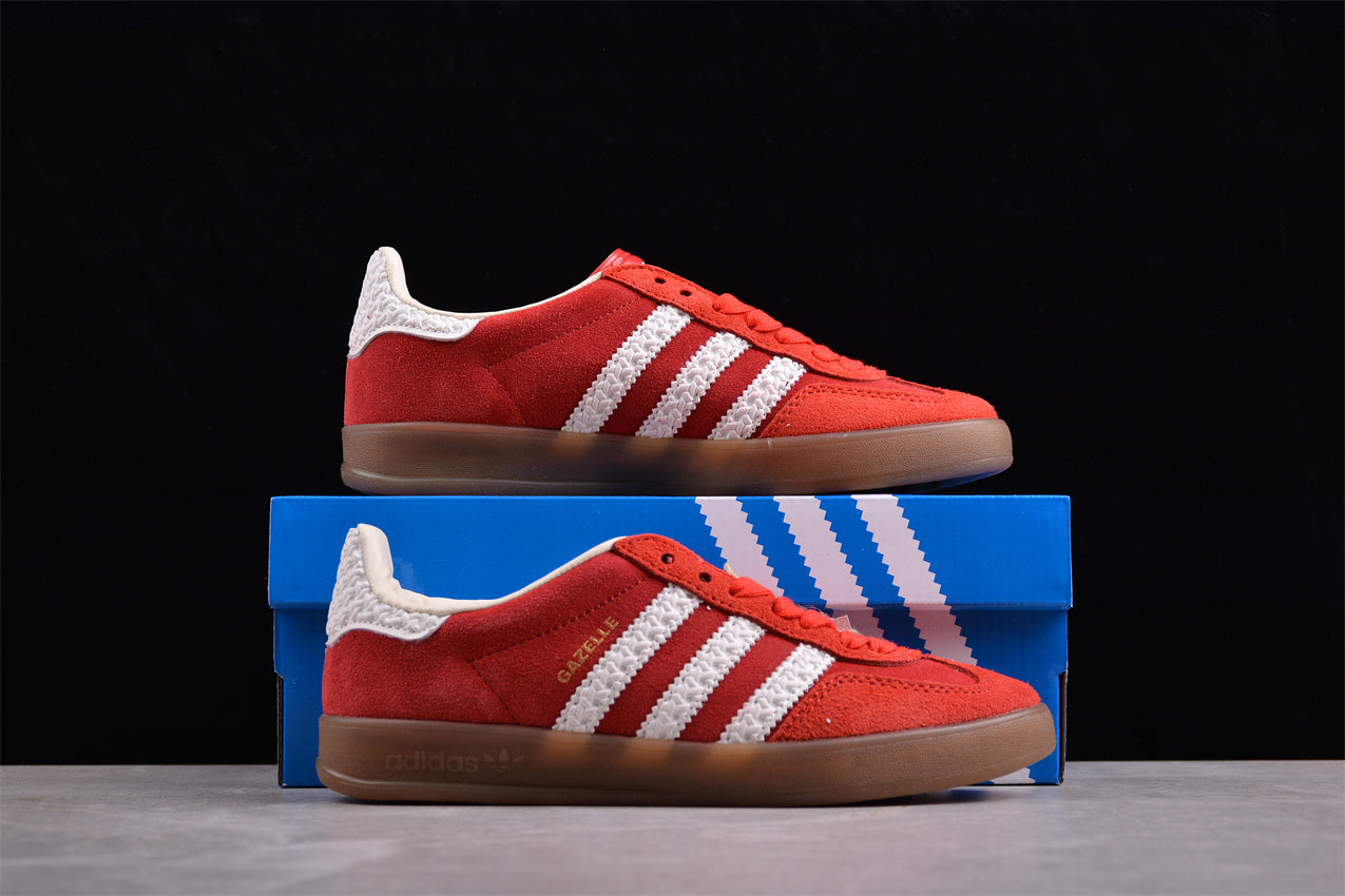 Gazelle rojo y blanco