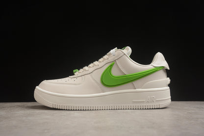 Air Force 1 07 SP  blanco y verde