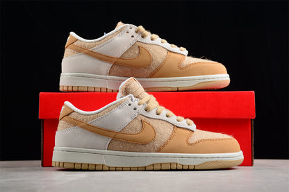 Dunk Low beige y crema
