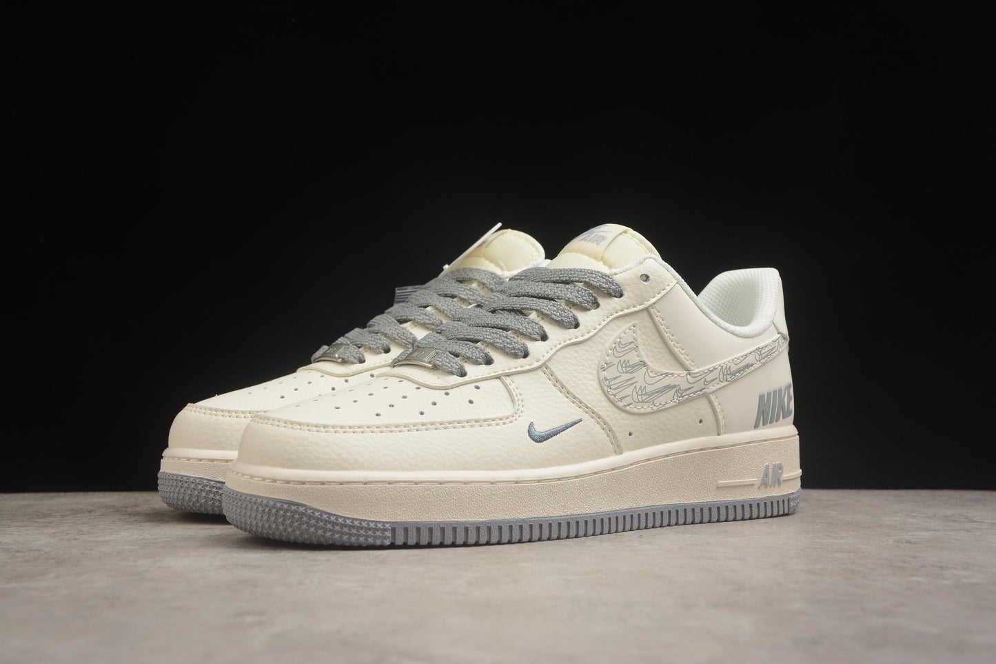 Air Force 1 07 beige crema y gris medio