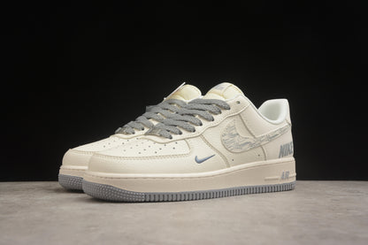 Air Force 1 07 beige crema y gris medio