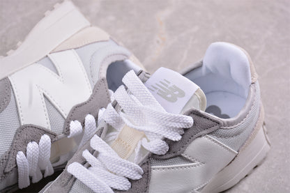 NB 327 gris claro y blanco