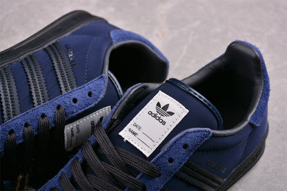 Gazelle navy y jeans