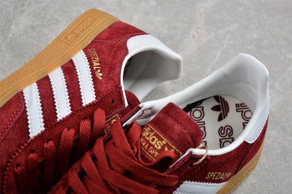 Handball Spezial rojo vino y blanco