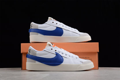 Blazer Low '77 blanco y azul