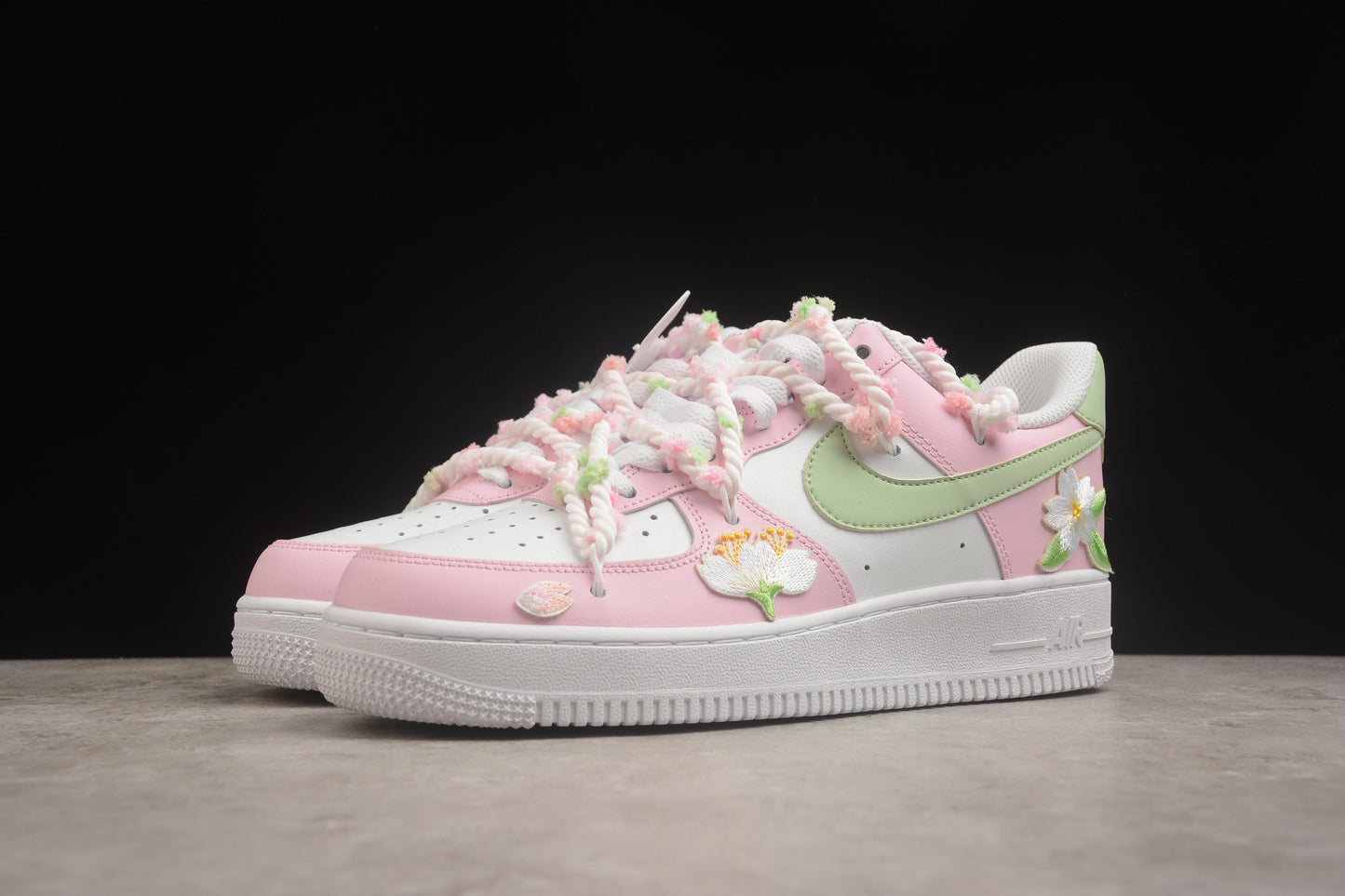 Air Force 1 Low “Cherry Blossom” rosa y verde claro