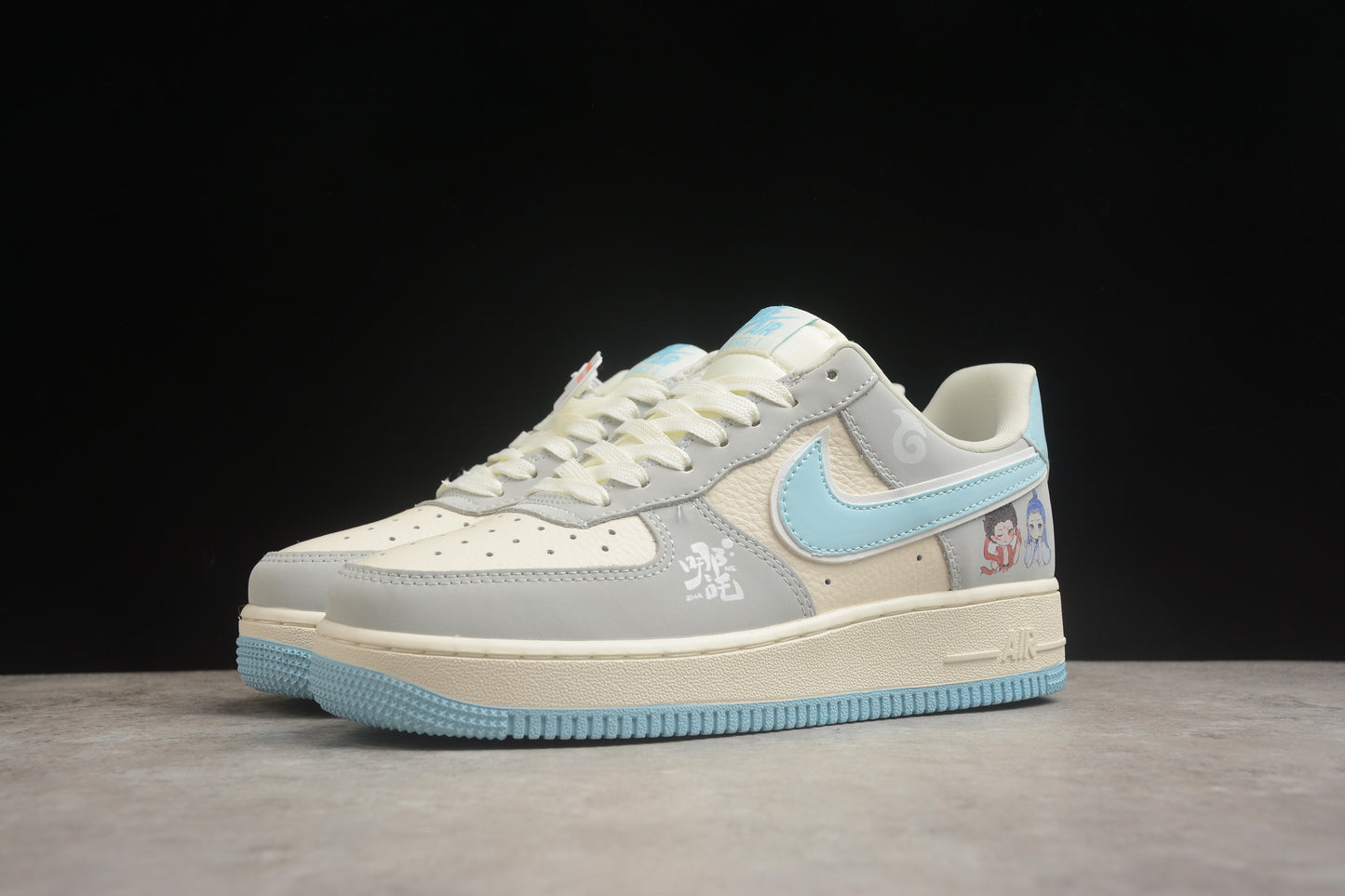 Air Force 1 Low “Nezha” beyge y azul celeste