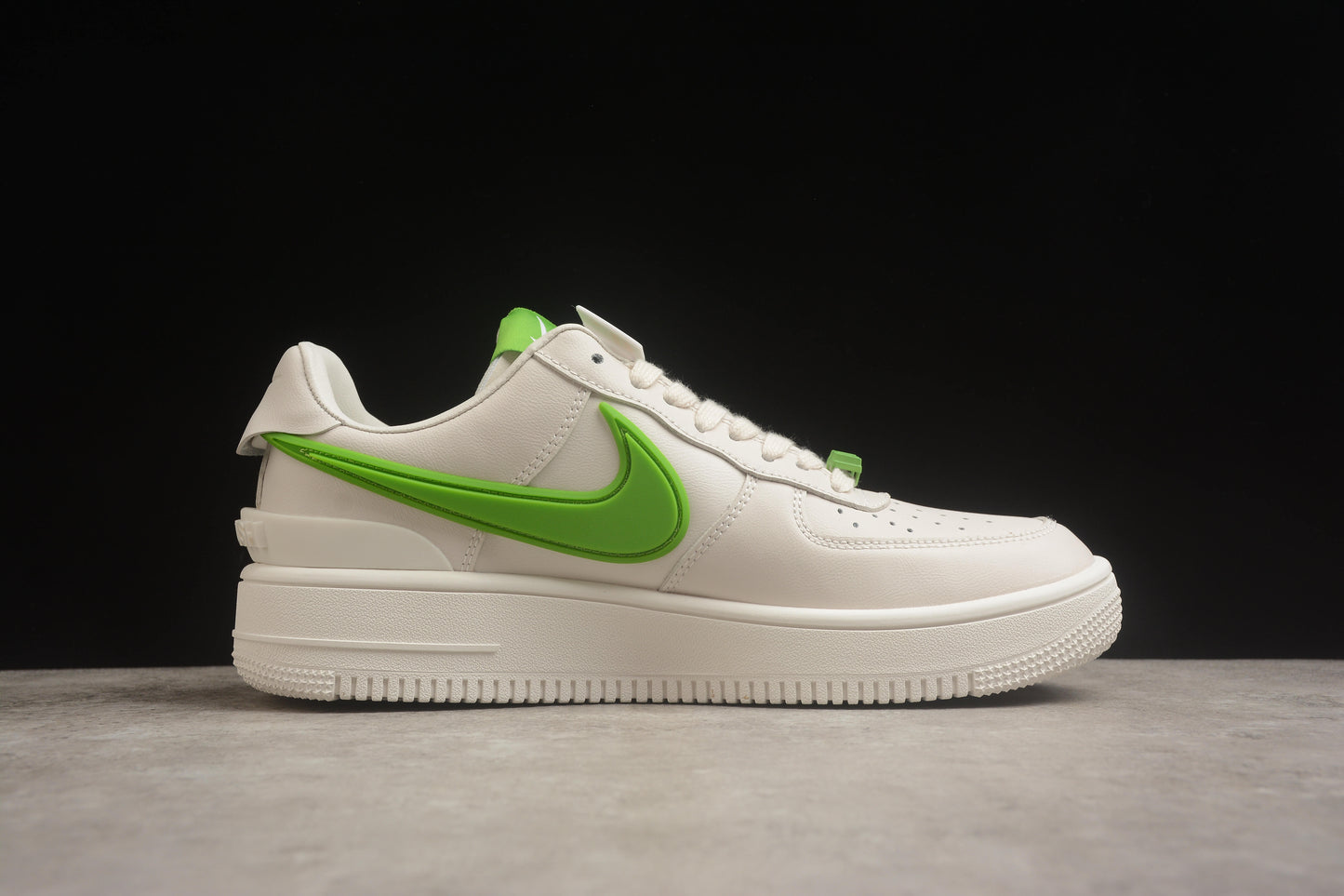 Air Force 1 07 SP  blanco y verde