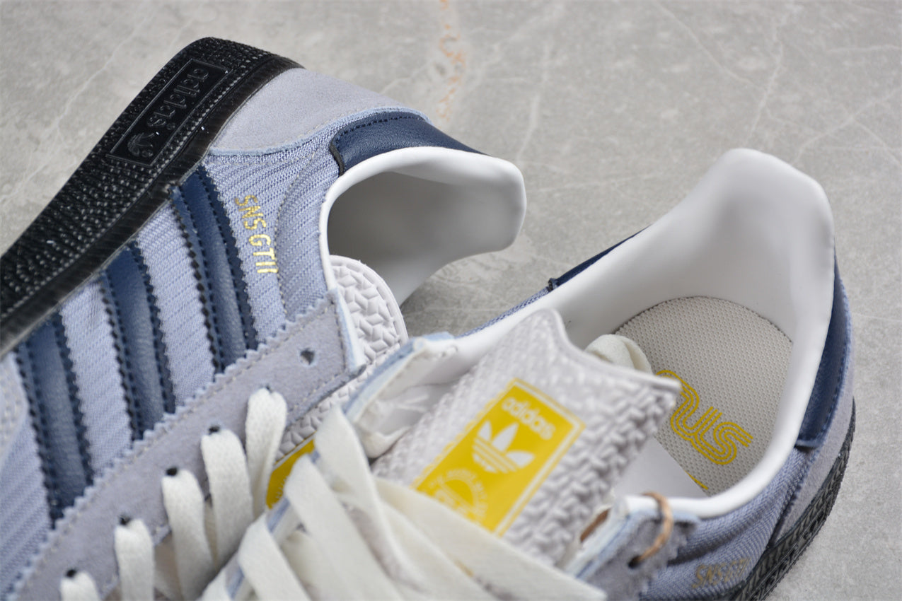 SNS GT II gris medio y azul marino