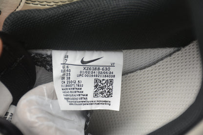 Air Force 1 07 beige y negro carbono