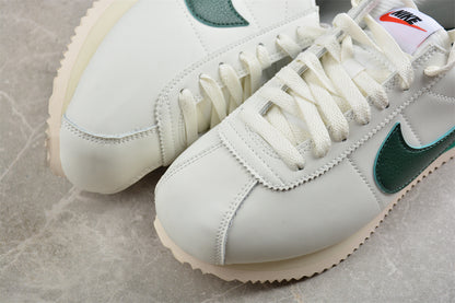 Cortez “Sail Gorge Green Malachite” blanco y verde