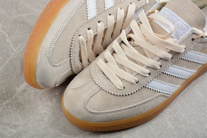 Handball Spezial beige y blanco