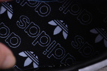 Handball Spezial verde oscuro y blanco