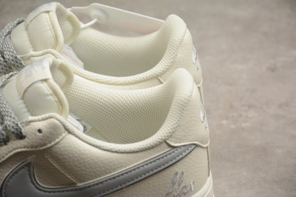 Air Force 1 07 beige crema y cris claro