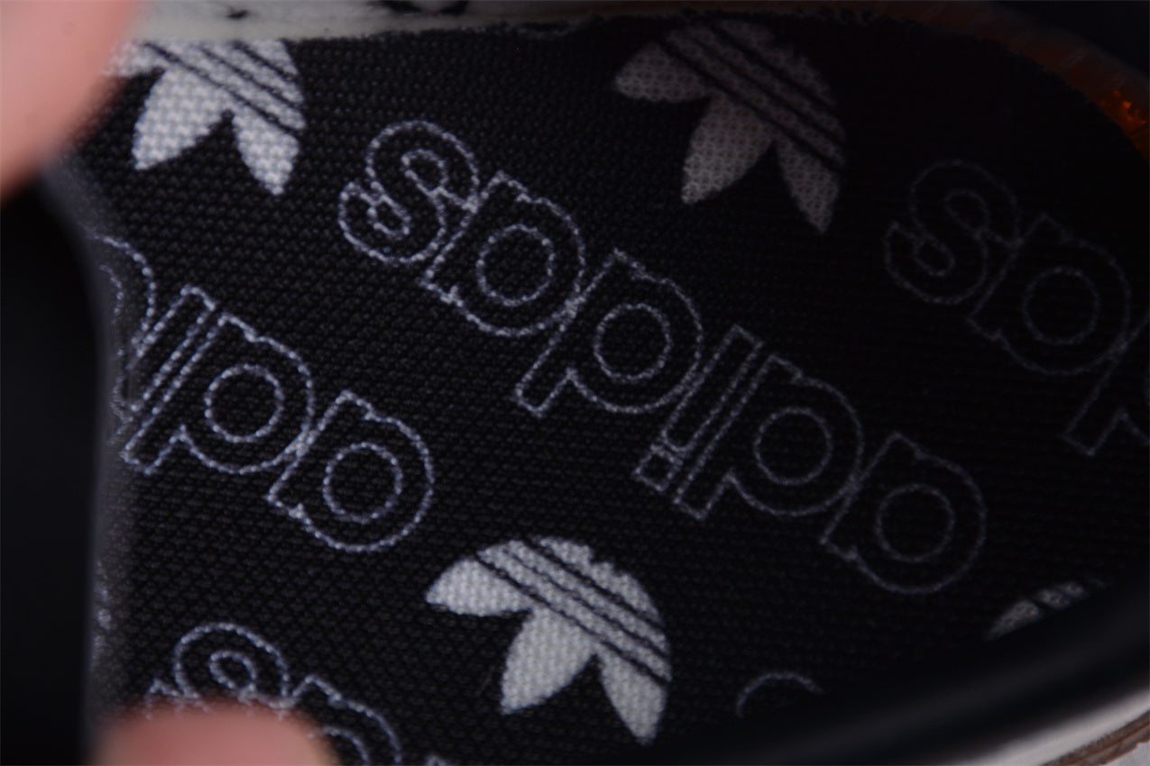 Handball Spezial blanco crema y negro