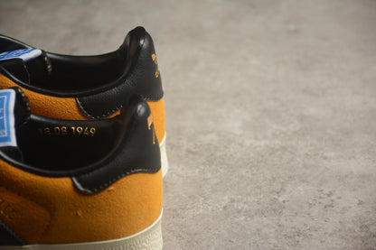 Gazelle amarillo y negro