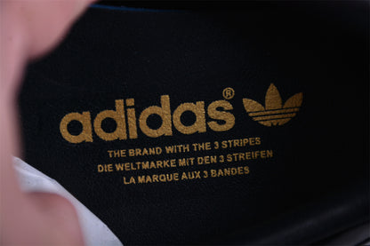 Gazelle negro brillante