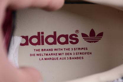 Gazelle rosa y blanco