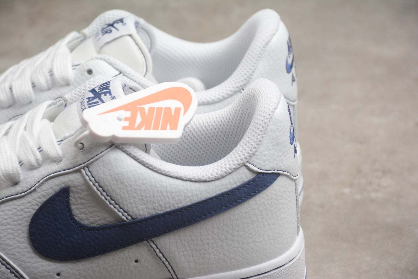 Air Force 1 low blanco y azul