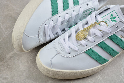Sporty & Rich blanco y verde