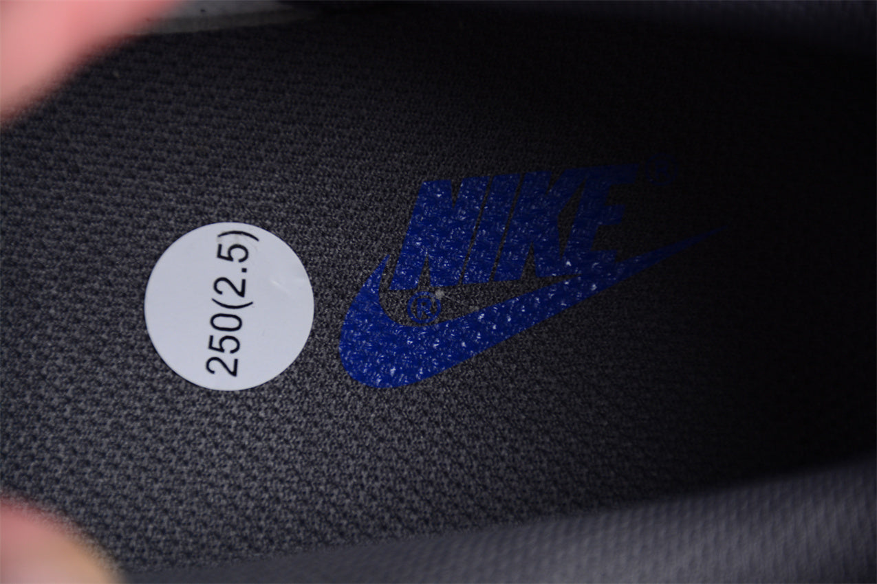 Dunk Low blanco, gris y negro