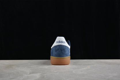 Sporty & Rich navy y azul cielo