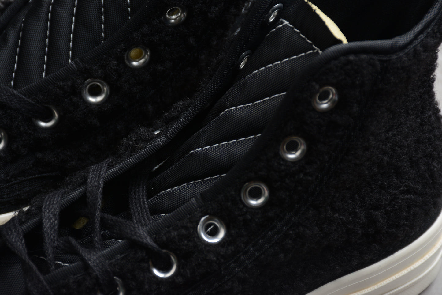 Chuck 70 HI Sherpa negro, blanco y egret