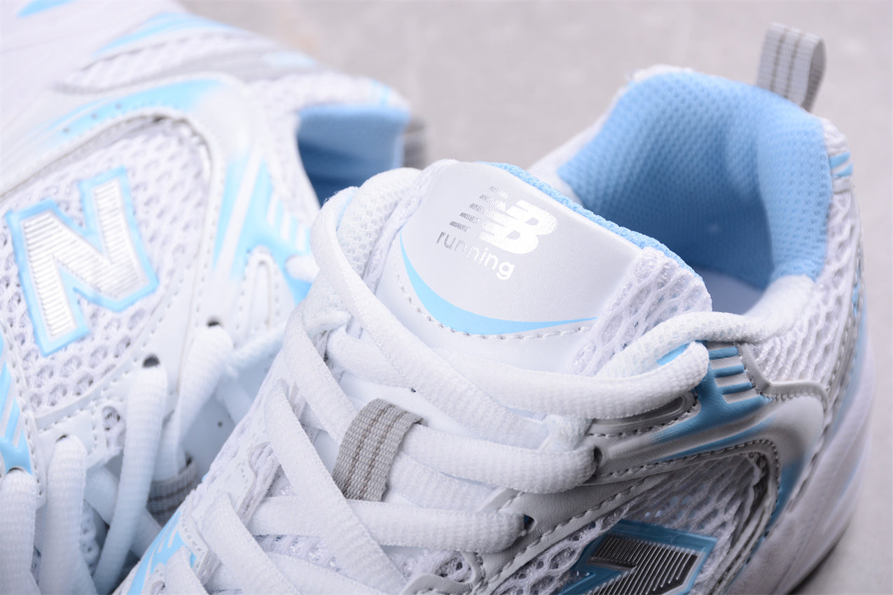 NB 530 blanco y azul celeste