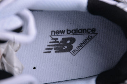 NB 530 blanco y negro