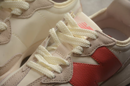NB 327 beige y rojo coral