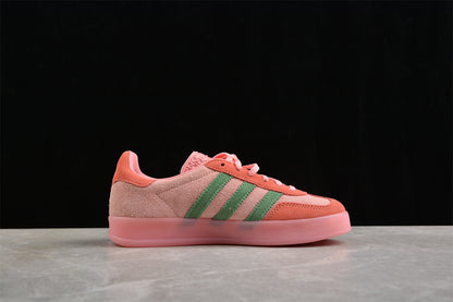 Gazelle rosa y verde