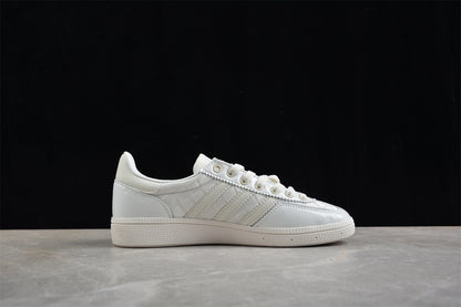 Handball Spezial plateado