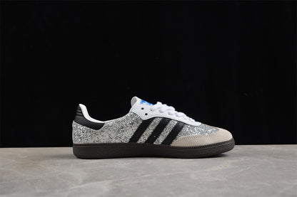 Samba OG plateado con negro