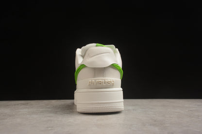 Air Force 1 07 SP  blanco y verde