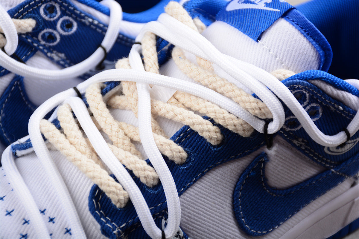 Dunk Low azul y blanco