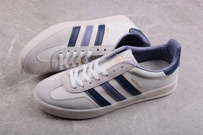 Gazelle blanco y navy