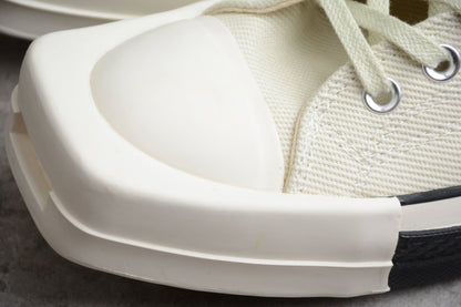 Chuck 70 Plus HI blanco y negro