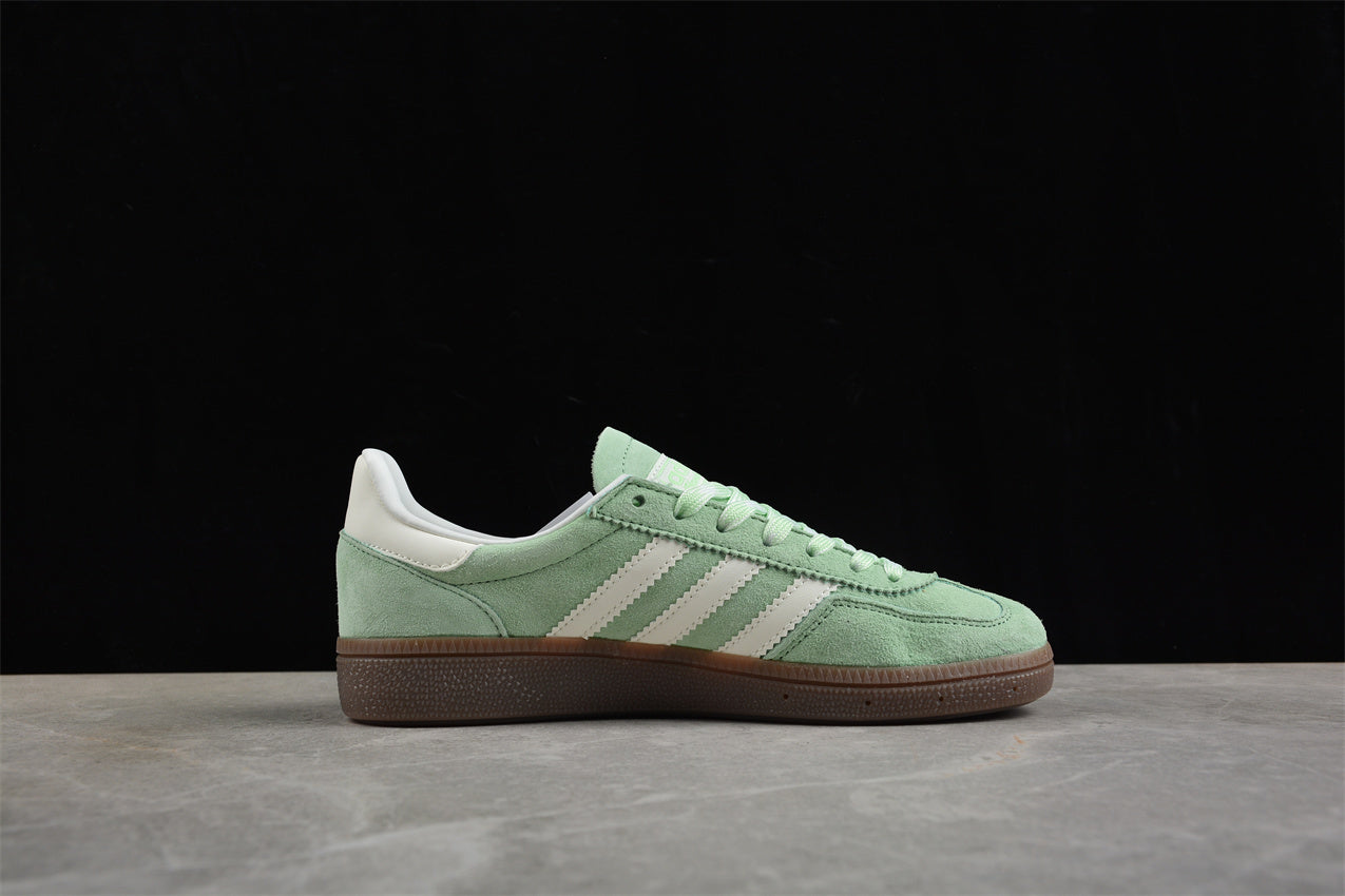 Handball Spezial verde menta y blanco