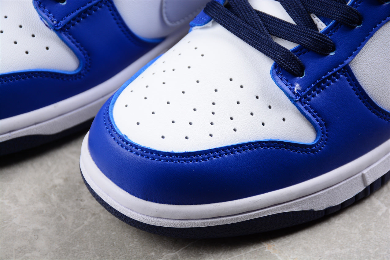 Dunk Low azul y blanco