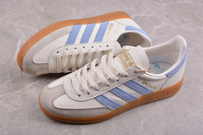 Handball Spezial blanco y azul cielo