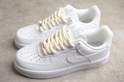 Air Force 1 07 LX blanco