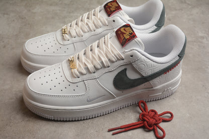 Air Force 1 Low blanco y verde oscuro