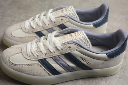 Gazelle blanco hueso y navy