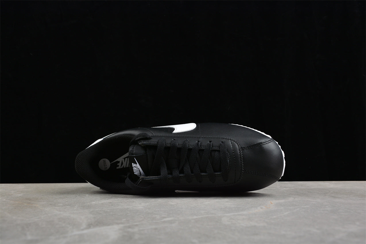 Cortez negro y blanco