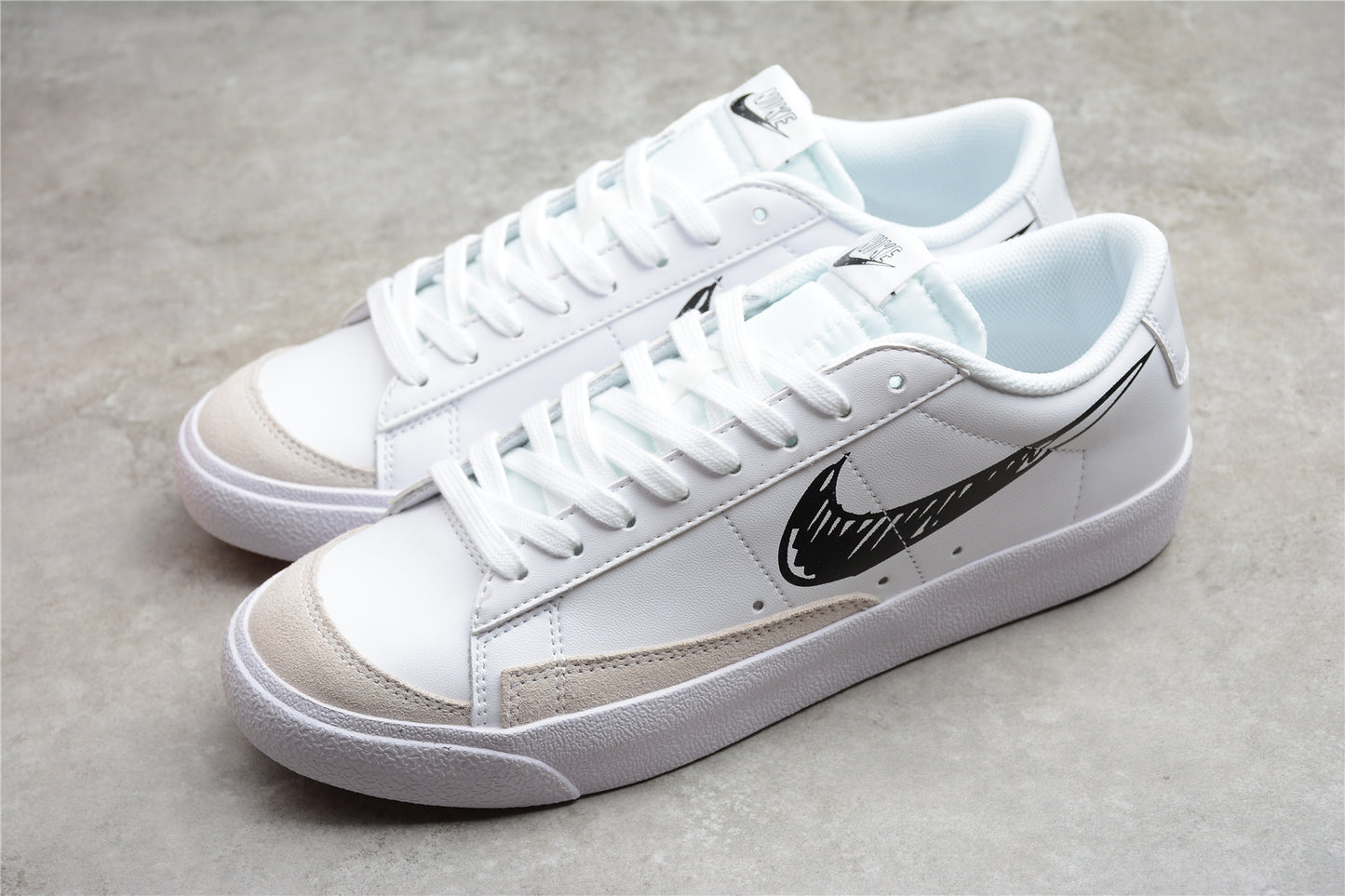 Blazer low '77 blanco y negro